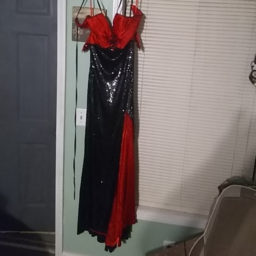 Brand new dress